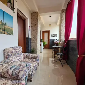 Domus Lace Bed & Breakfast